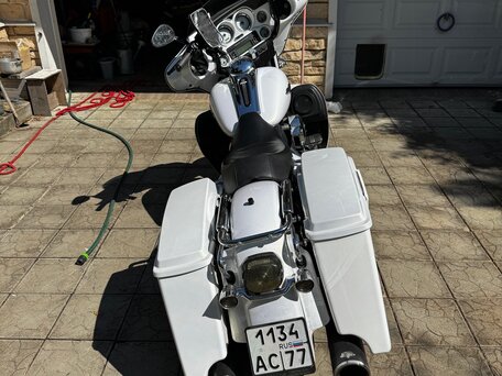 2008 Harley-Davidson Street Glide, белый, 770000 рублей, вид 4