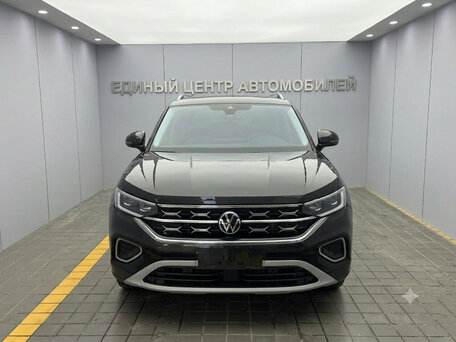 2023 Volkswagen Tayron I Рестайлинг, чёрный, 2800000 рублей, вид 1