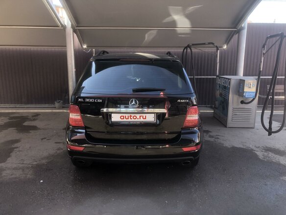 2011 Mercedes-Benz M-Класс 300 II (W164) Рестайлинг, чёрный, 1600000 рублей - вид 6