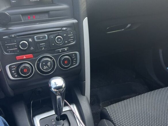 2013 Citroen DS4, белый, 750000 рублей - вид 6