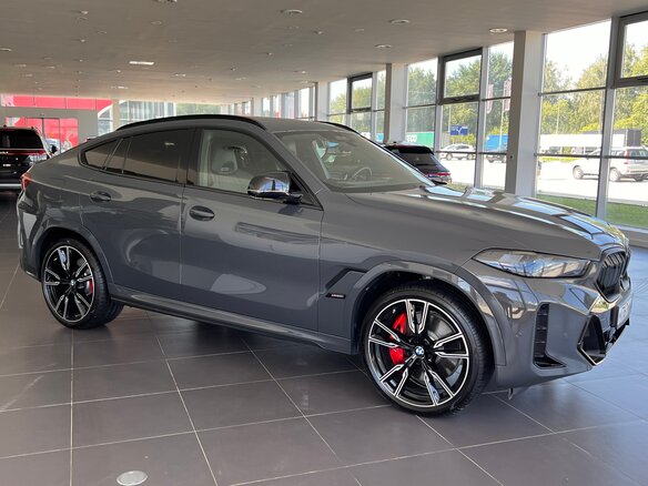 2024 BMW X6 M60i III (G06) Рестайлинг, серый, 16290000 рублей - вид 4