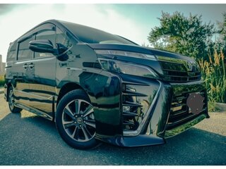 2020 Toyota Voxy III (R80) Рестайлинг, чёрный, 2850000 рублей, вид 5