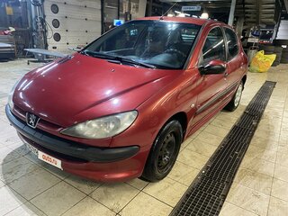 2008 Peugeot 206, красный, 290000 рублей, вид 1
