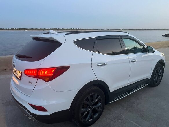2016 Hyundai Santa Fe III Рестайлинг, белый, 1790000 рублей - вид 9