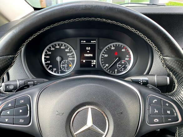 2018 Mercedes-Benz Vito 119 BlueTEC L2 III (W447), чёрный - вид 8