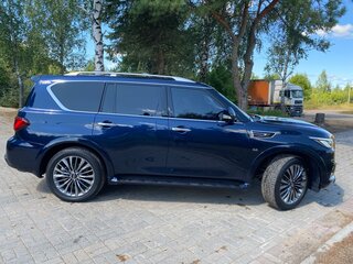 2018 Infiniti QX80 I Рестайлинг 2, синий, 4650000 рублей, вид 4