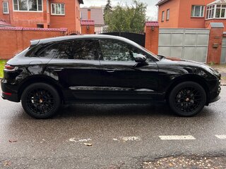 2019 Porsche Macan I Рестайлинг, чёрный, 5000000 рублей, вид 3