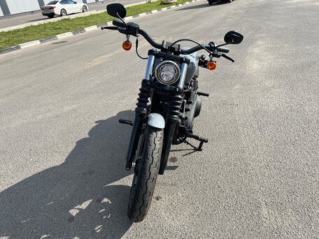 2023 Harley-Davidson Street Bob, серый, 1450000 рублей, вид 2