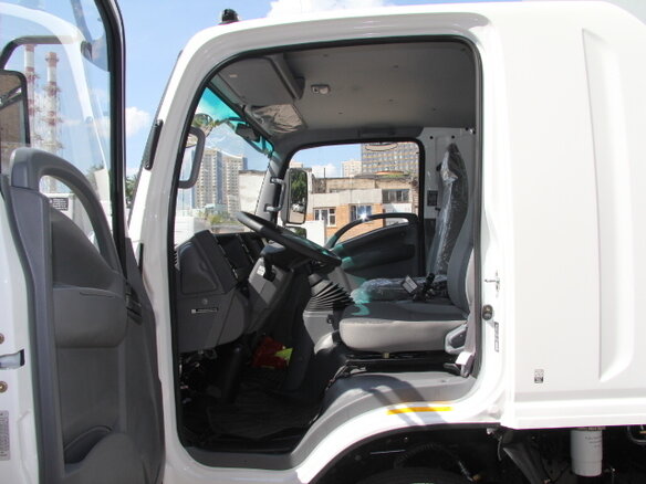 2026 Isuzu Elf (N-series), белый, 7190000 рублей - вид 8