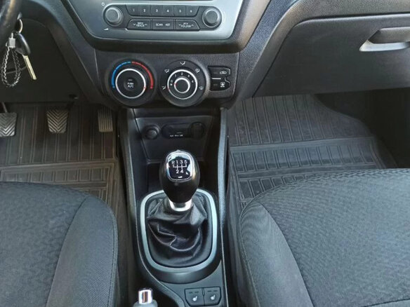 2014 Kia Rio III, белый, 770000 рублей - вид 17