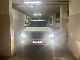 2010 Nissan Patrol VI (Y62), белый, 1390000 рублей, вид 2