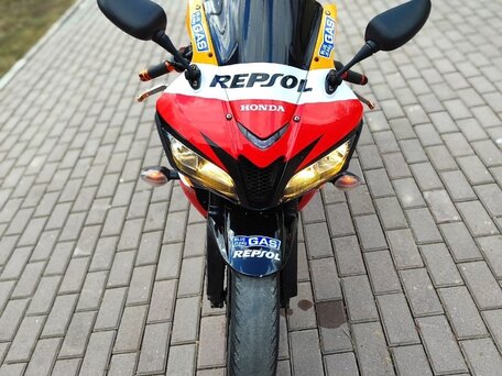 2009 Honda CBR 600RR, оранжевый, 640000 рублей, вид 4
