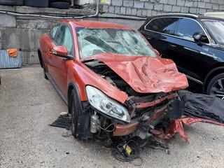 2010 Volvo C30 I Рестайлинг, оранжевый, 250000 рублей, вид 1