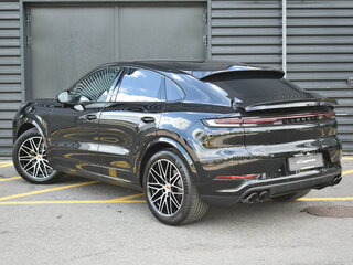 2026 Porsche Cayenne Coupé III Рестайлинг, чёрный, 18900000 рублей, вид 2