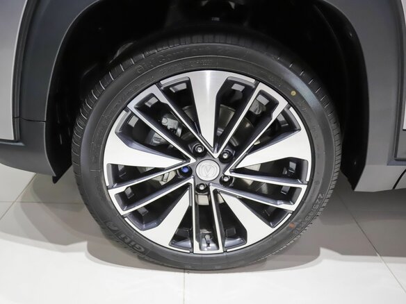 2025 Changan CS35 Plus I Рестайлинг, серебристый - вид 8