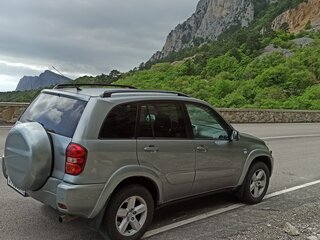 2005 Toyota RAV4 II (XA20) Рестайлинг, зелёный, 1150000 рублей, вид 3