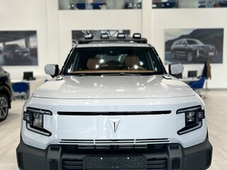 2025 Changan Deepal G318, серебристый, 6000000 рублей, вид 2