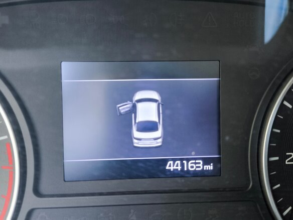 2019 Kia Optima IV Рестайлинг, синий, 1499000 рублей - вид 6