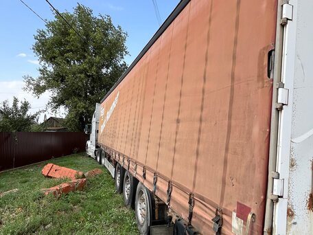 2002 Volvo VNL, белый, 1400000 рублей, вид 3