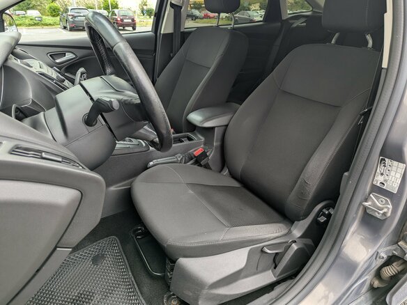 2016 Ford Focus III Рестайлинг, коричневый - вид 12