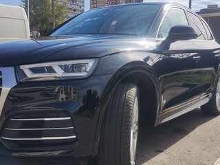 2020 Audi Q5 45 TFSI II (FY), чёрный, 3055000 рублей, вид 5