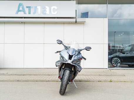 2025 BMW S 1000 RR, серебристый, 2735000 рублей, вид 3