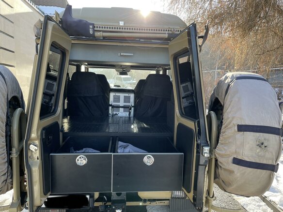 2011 Mercedes-Benz G-Класс 300 Professional I (W461) Professional, жёлтый - вид 12
