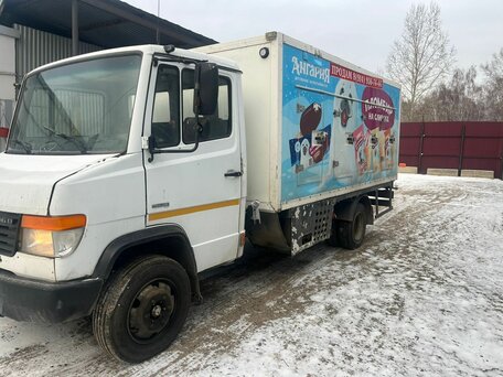 2007 Mercedes-Benz Vario, белый, 1700000 рублей, вид 3