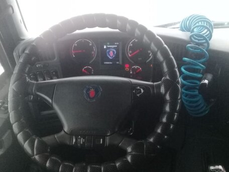 2011 Scania P-series, белый, 5000000 рублей, вид 4