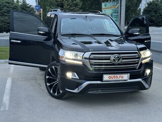 2016 Toyota Land Cruiser 200 Series Рестайлинг 2, чёрный, 6700000 рублей, вид 1