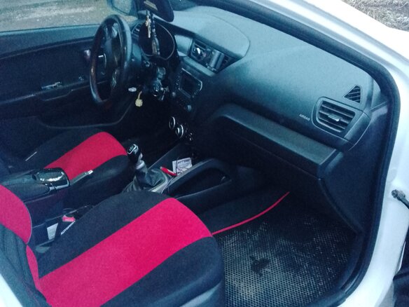 2014 Kia Rio III, белый, 860000 рублей - вид 5