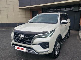 2021 Toyota Fortuner II Рестайлинг, белый, 4400000 рублей, вид 1