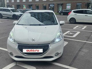 2013 Peugeot 208 I, белый, 750000 рублей, вид 2