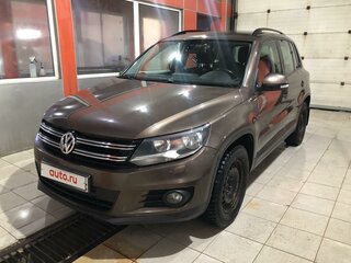 2015 Volkswagen Tiguan I Рестайлинг, жёлтый, 1150000 рублей, вид 1