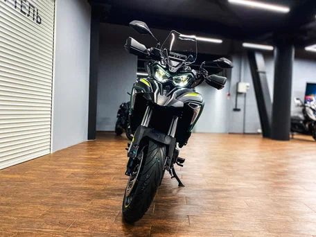 2026 Benelli TRK 702, зелёный, 739000 рублей, вид 3