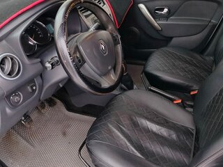 2014 Renault Logan II, серый, 550000 рублей, вид 4