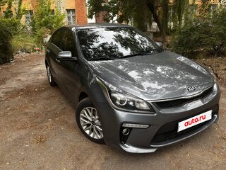 2020 Kia Rio IV, серый, 1750000 рублей, вид 3