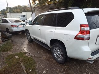2010 Toyota Land Cruiser Prado 150 Series, белый, 2199999 рублей, вид 2