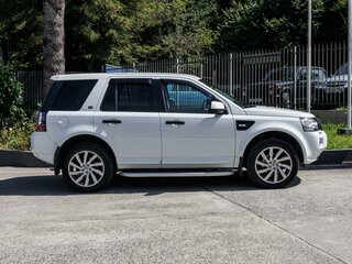 2013 Land Rover Freelander II Рестайлинг 2, белый, 1535000 рублей, вид 5