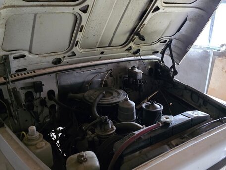 2002 ГАЗ 3307, белый, 700000 рублей, вид 2
