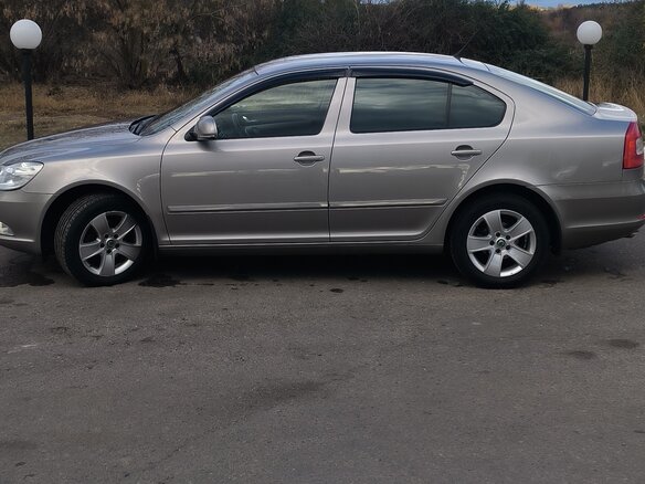 2011 Skoda Octavia II (A5) Рестайлинг, серый, 780000 рублей - вид 7