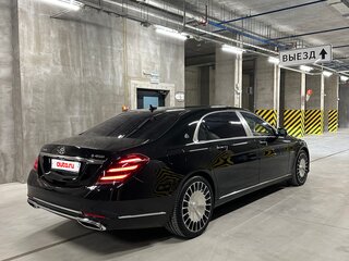 2019 Mercedes-Benz Maybach S-Класс 450 I (X222) Рестайлинг, чёрный, 6590000 рублей, вид 4