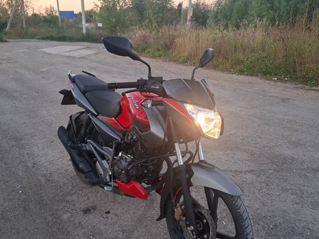 2022 Bajaj Pulsar NS 125, красный, 120000 рублей, вид 2