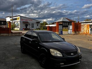 2009 Kia Rio II, чёрный, 400000 рублей, вид 2