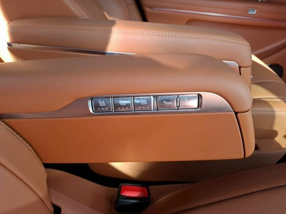 2024 Aito M9 225 I, чёрный, 14799000 рублей - вид 27