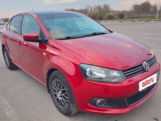2012 Volkswagen Polo V, красный, 685000 рублей, вид 3