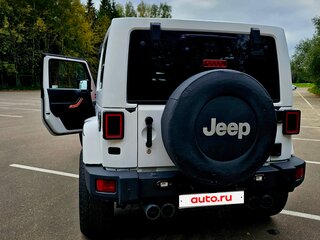 2011 Jeep Wrangler III (JK), белый, 3000000 рублей, вид 2