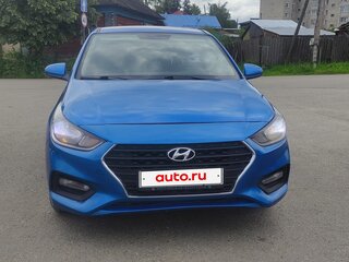 2017 Hyundai Solaris II, синий, 999999 рублей, вид 2