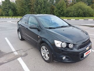 2014 Chevrolet Aveo II, чёрный, 950000 рублей, вид 4