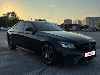 2017 Mercedes-Benz E-Класс 300 V (W213, S213, C238), чёрный, 2750000 рублей, вид 3